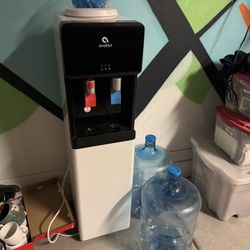Avalon Water Cooler/dispenser 