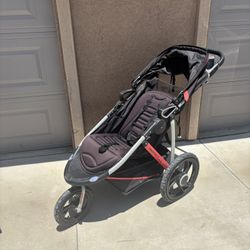 🚼 Baby Trend Jogger Stroller – Easy Fold, Needs Minor TLC