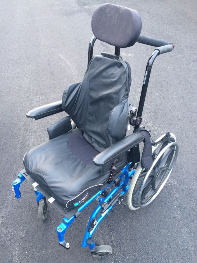 Tilting Wheelchair with removable Wheels for Home or Professional Use Cash Trade OBO