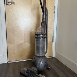 Dyson Vacuum Cleaner