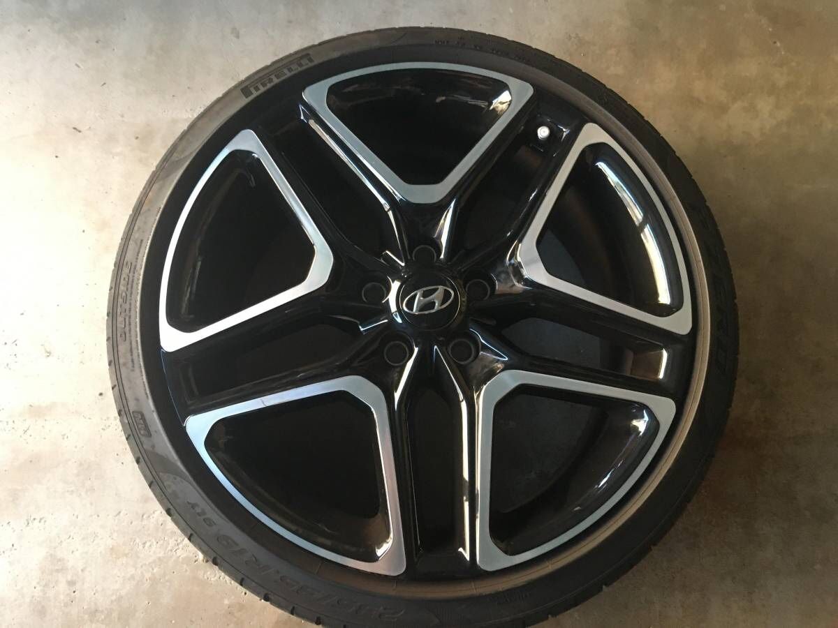 OEM Hyundai Veloster N Wheels and Tires