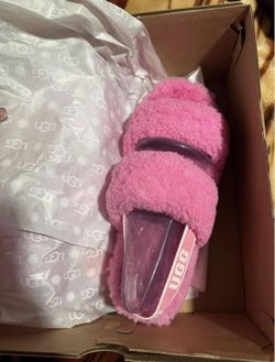 UGG SLIPPERS 