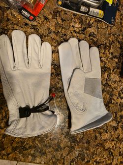 Leather work gloves
