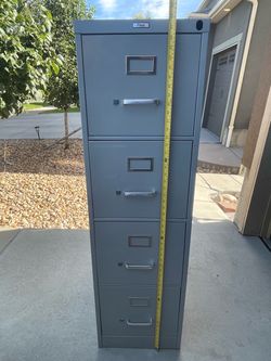 4-Drawer Filing Cabinet