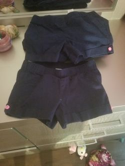 Size 3t navy blue shorts