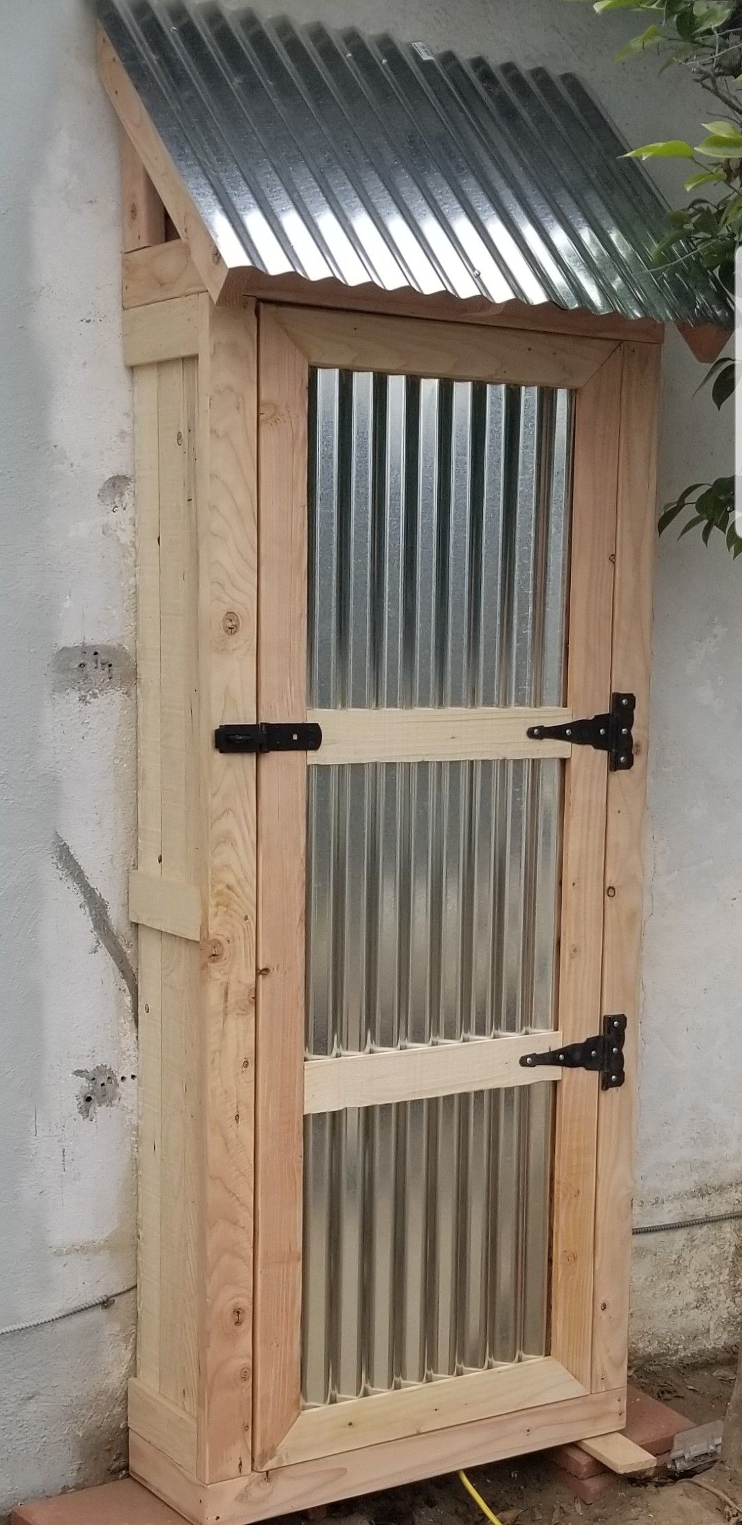 Outdoor water heater shed for Sale in Ontario, CA OfferUp