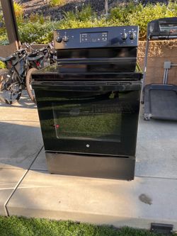 GE Electric Stovetop with Oven