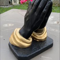 Praying Hands Statue