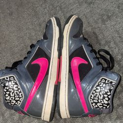 Nike Air Jordan. MID Dunk Cheetah print Size 10