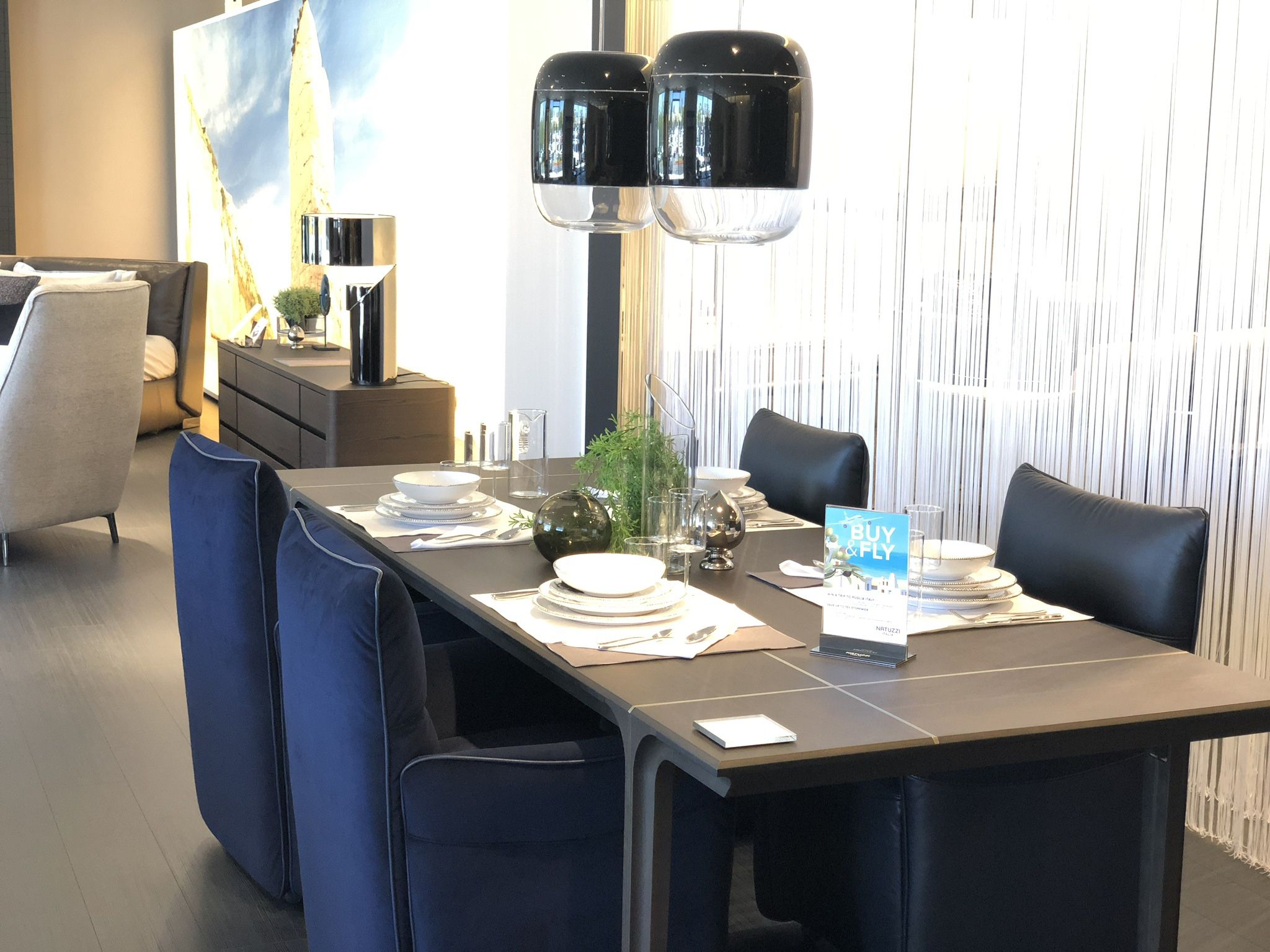 Natuzzi Kendo Dining Table