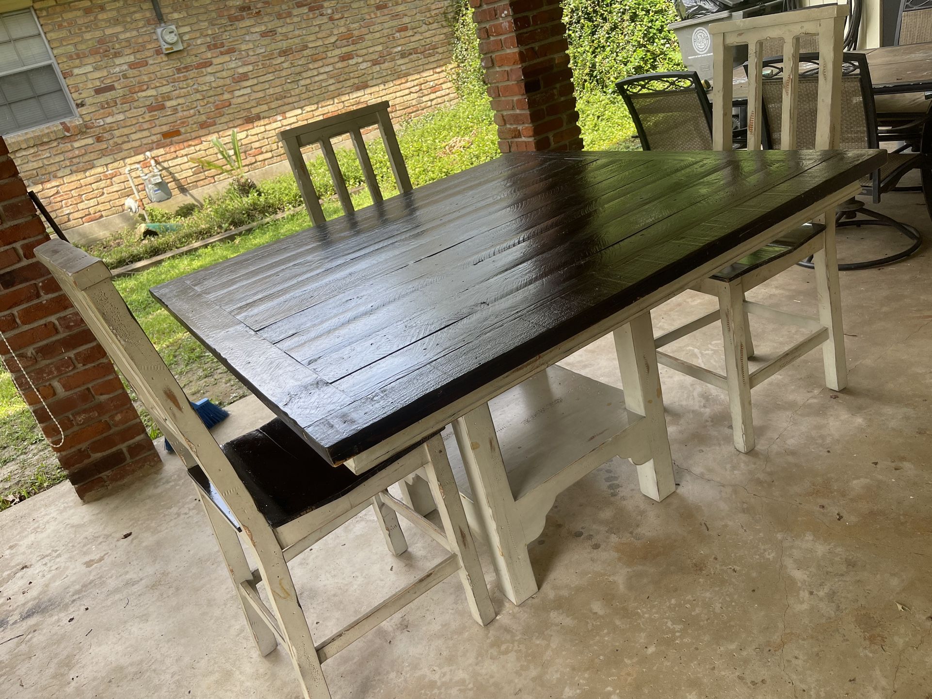 Dining Table And 3 Chairs