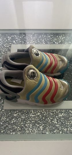 Nike sneakers size 13