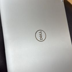 LAPTOP DELL i5 -10310U