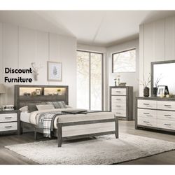 Queen Size 5 Pc Bedroom Set 