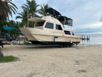 Houseboat 40ft x 12 wide