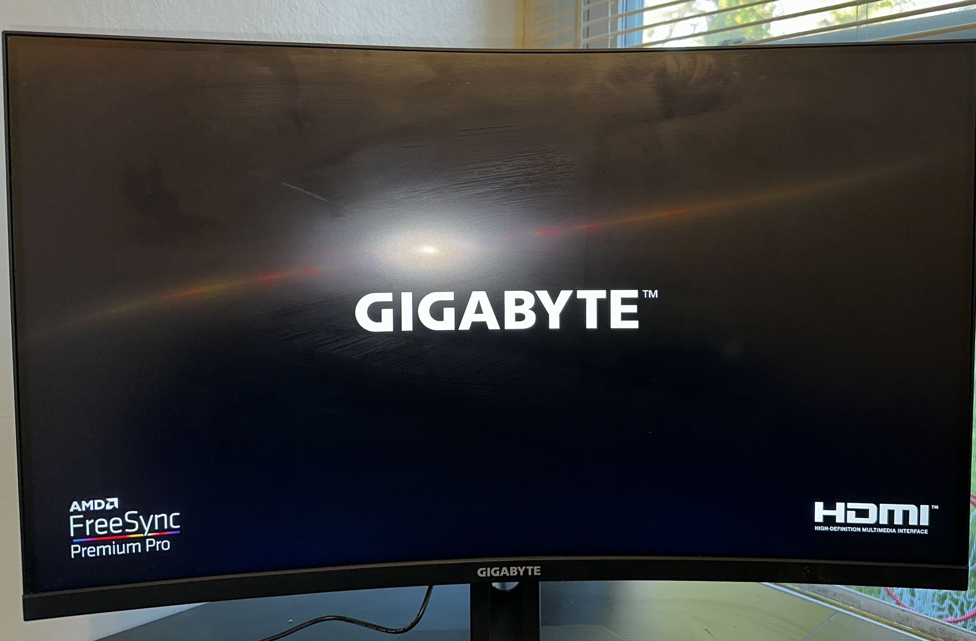 GIGABYTE M32UC 32” 144Hz GAMING MONITOR