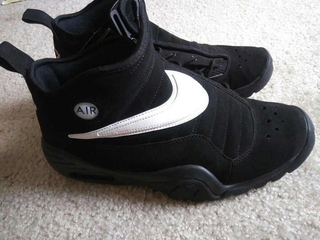 Nike Air Shake Ndestrukt Dennis Rodman Size 10.5 Like New 10/10 Sale in Indianapolis, IN - OfferUp