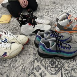 4 pairs Nike/Jordans