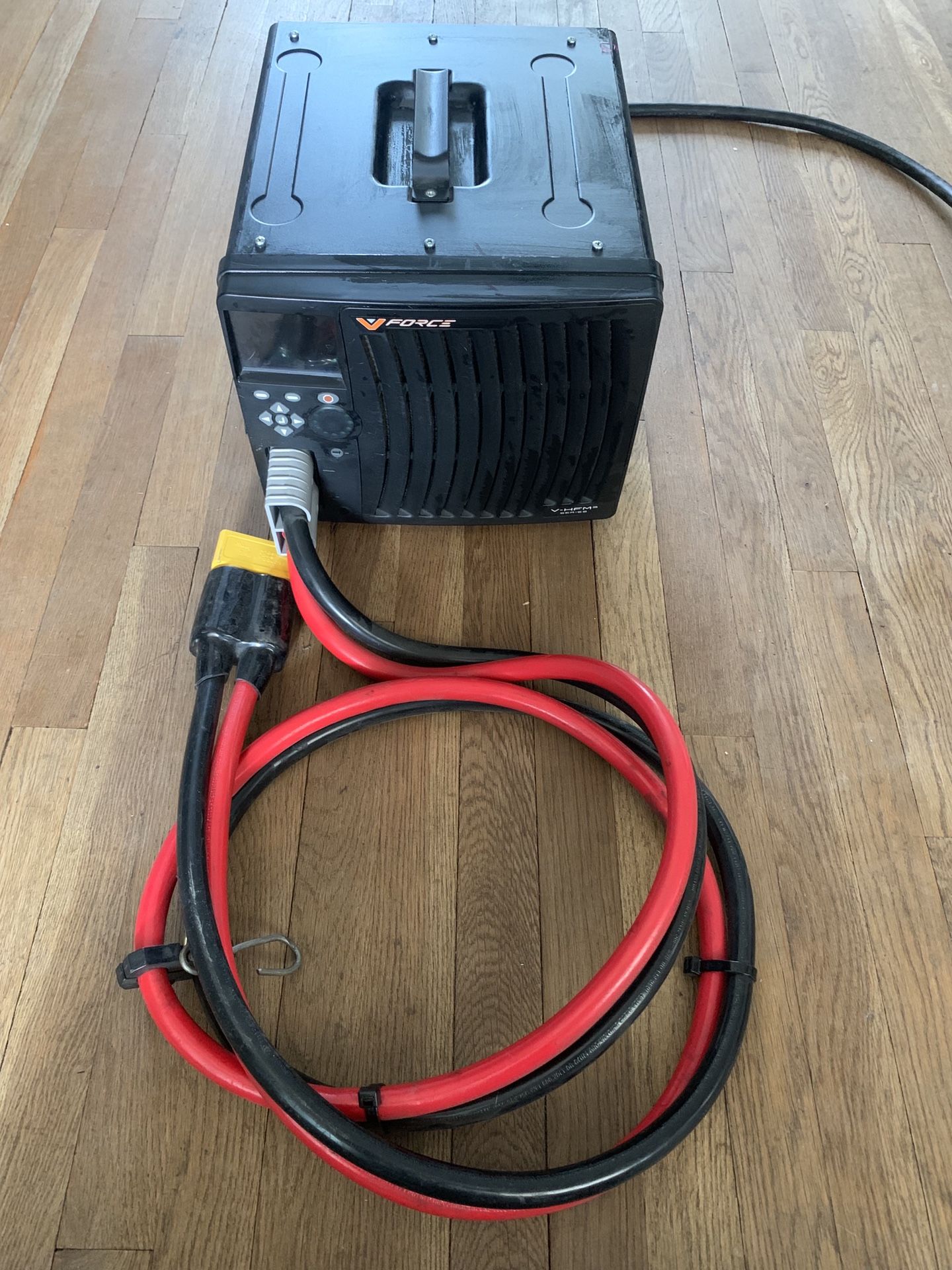 Crown V Force Forklift Battery Charger 36v 396003-344-03