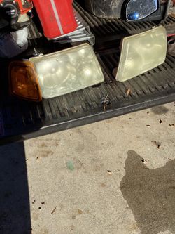 Ford Ranger 2004 Head Lamps