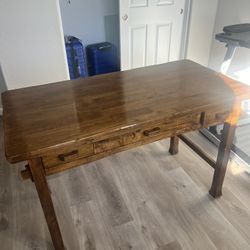 Table With Drawers 