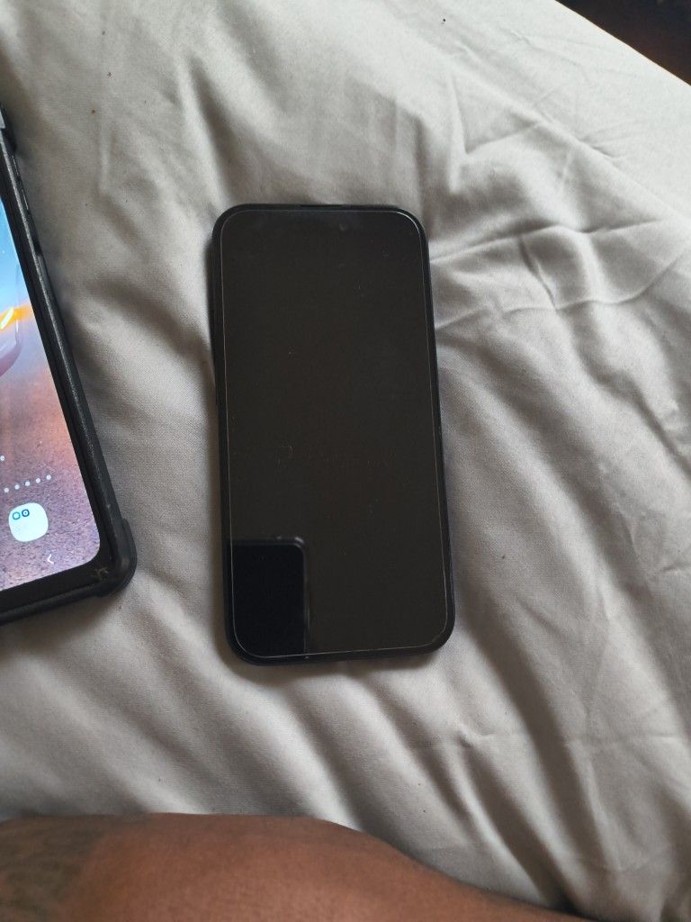 T-Mobile iPhone 15
