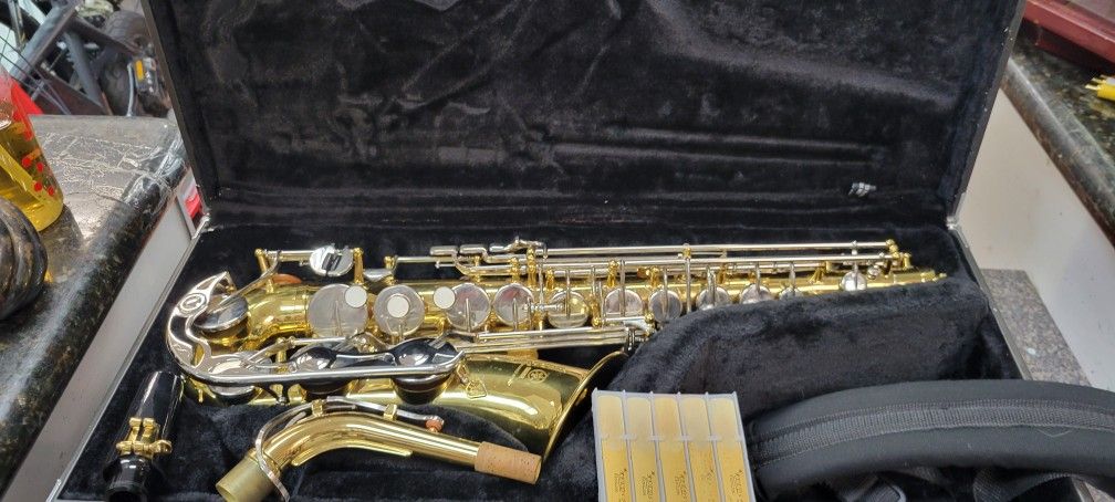 Yamaha YAS26 Alto Sax Saxophone In Mint Condition