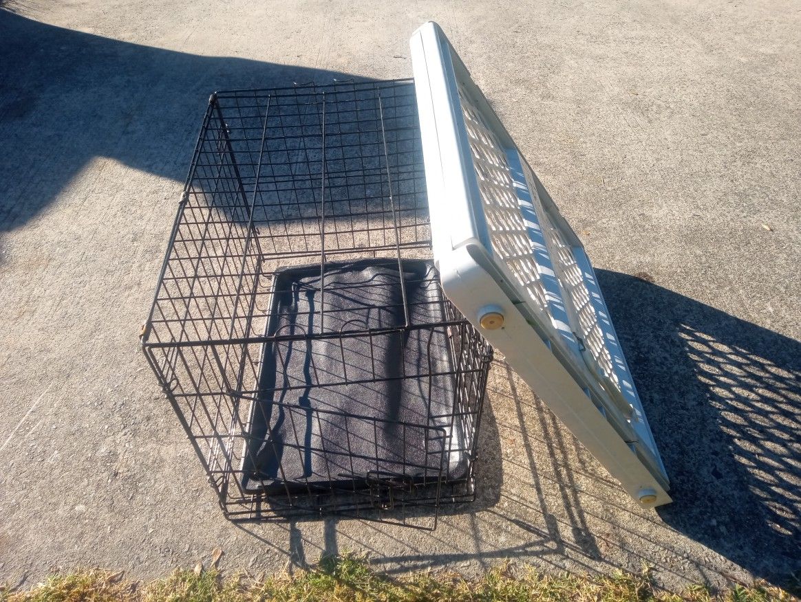 Small Dog Cage Tray +Gate 20.00