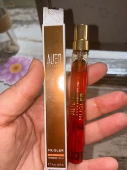 Alien goddess MUGLER Eau de Parfum rollerball spray