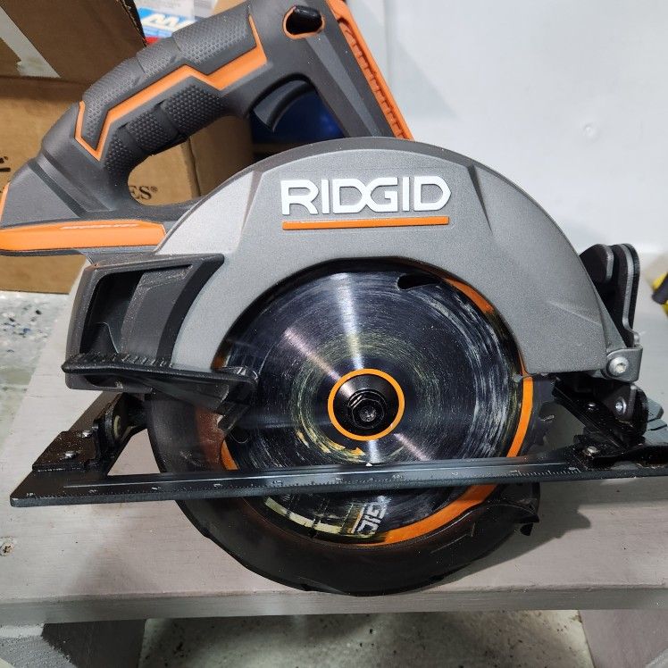 Rigid 7.5 Inch Circular Saw; R8654