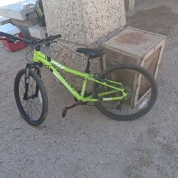 24 Inch Cannondale Trail