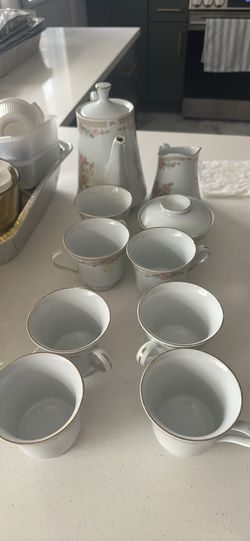 Gently Used Tea Set