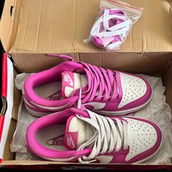 Nike Dunks