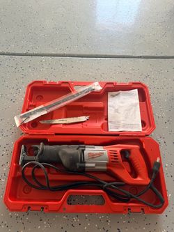 Milwaukee sawzall reciprocating saw w/ case