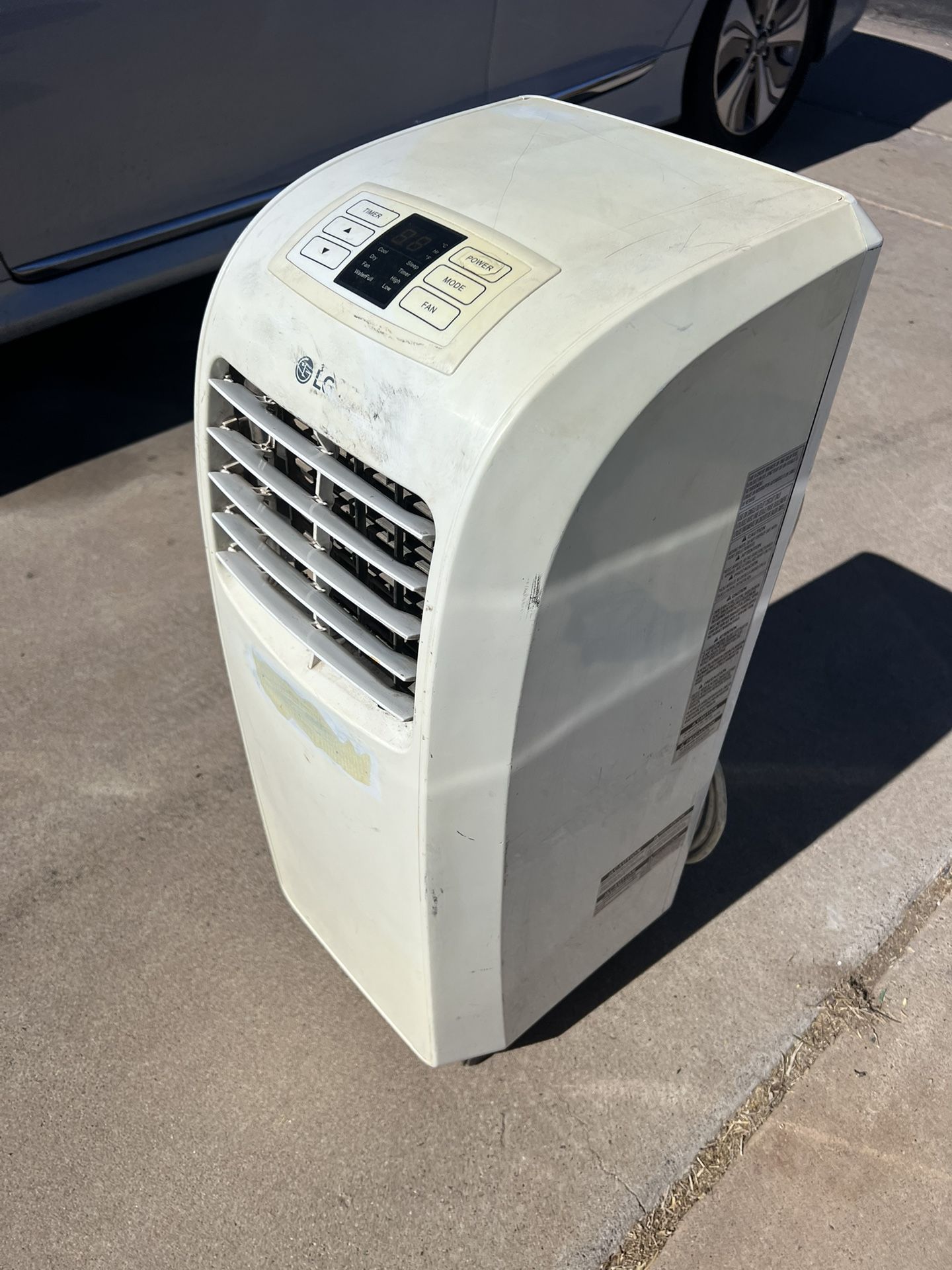 Air Conditioner 880 Watts