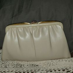 Women's Vintage Leather Purse/ Clutch 