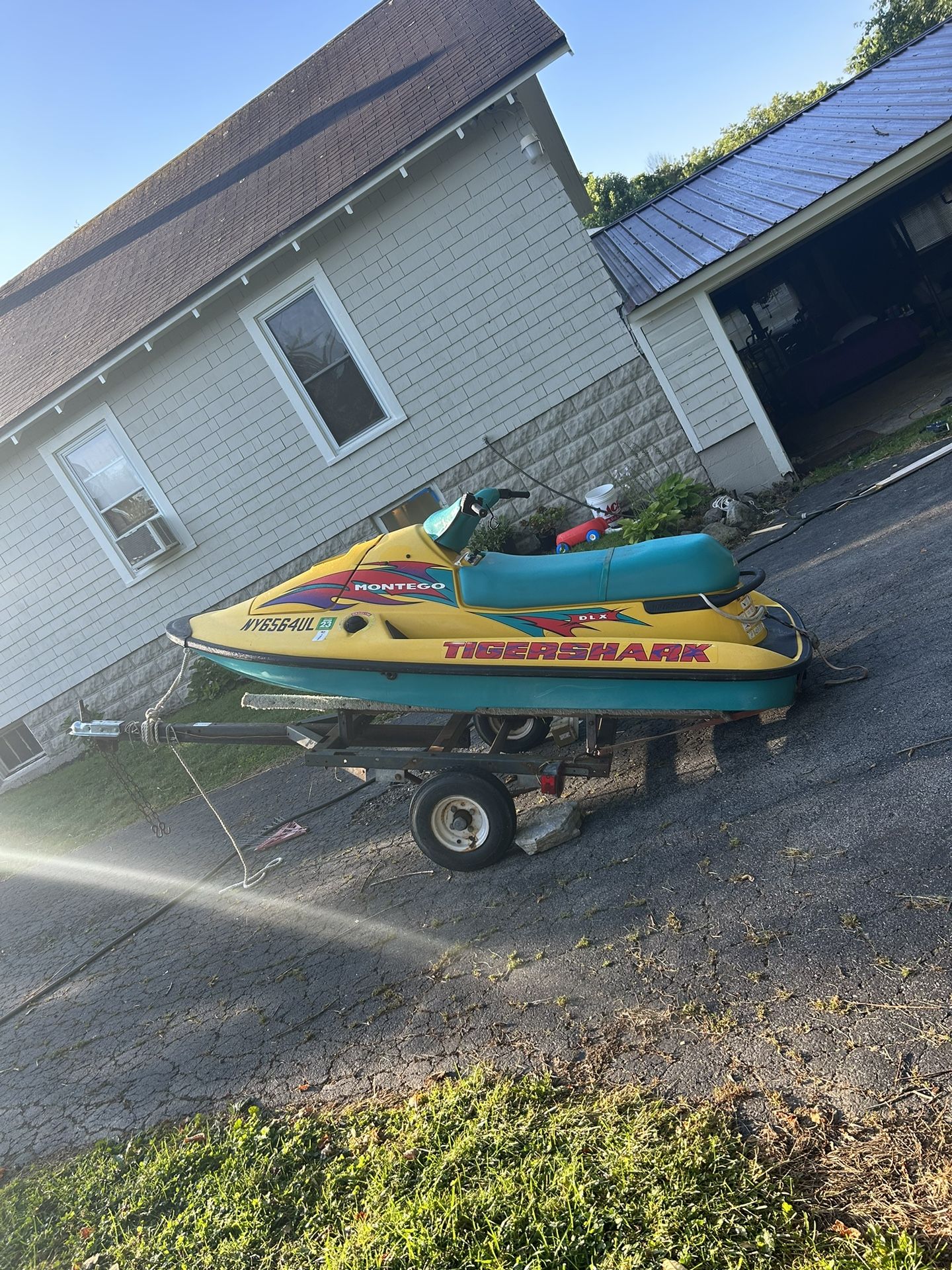 PWC Jet Ski- TIGERSHARK MONTEGO DLX