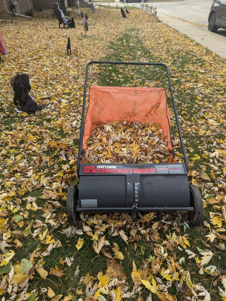 Leaf Sweeper 