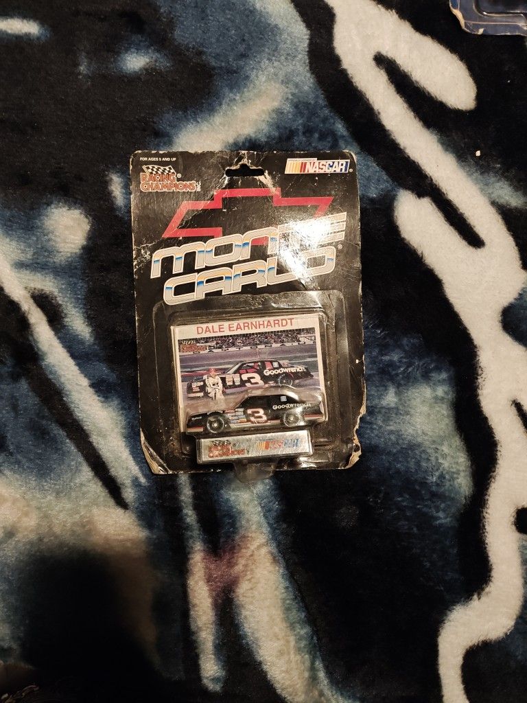 DALE EARNHARDT MONTE CARLO