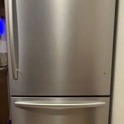 Mora Refrigerator 
