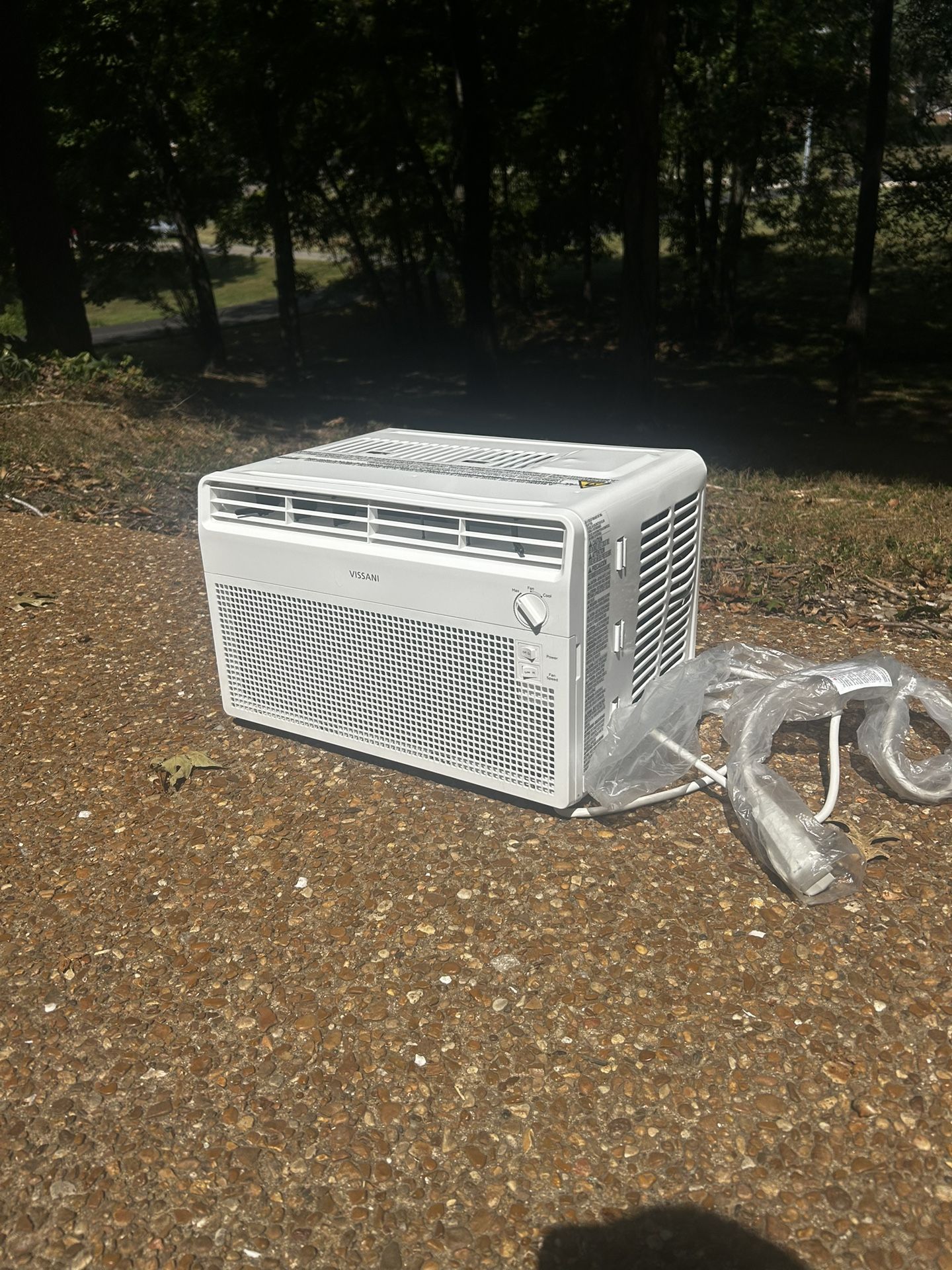 Vissani 5,000 BTU Window Air Conditioner