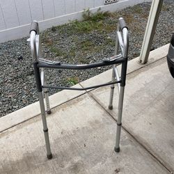 Walker Like New
