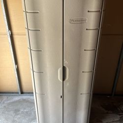 Rubbermaid Shed 