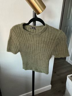 Zara Fuzzy Ribbed Crop Sweater Top