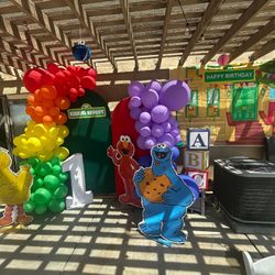 4ft Sesame Street Character Cutouts 