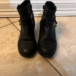 Black Booties Girl Size 12