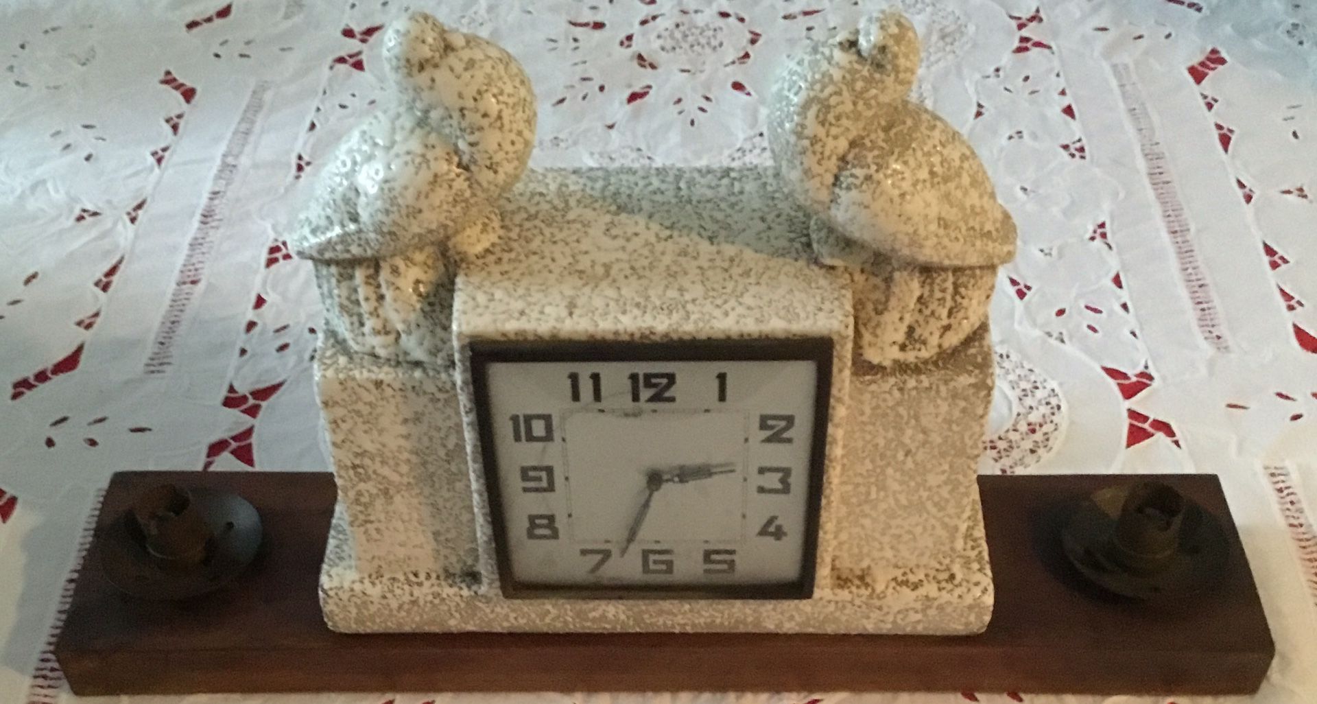 Antique 1940 Art Deco Clock Made in France.