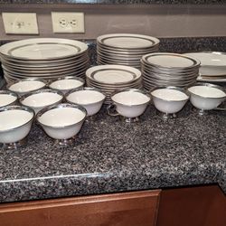 Gorgeous 58 Pc Flintridge Bridal Wreath China Antique Set