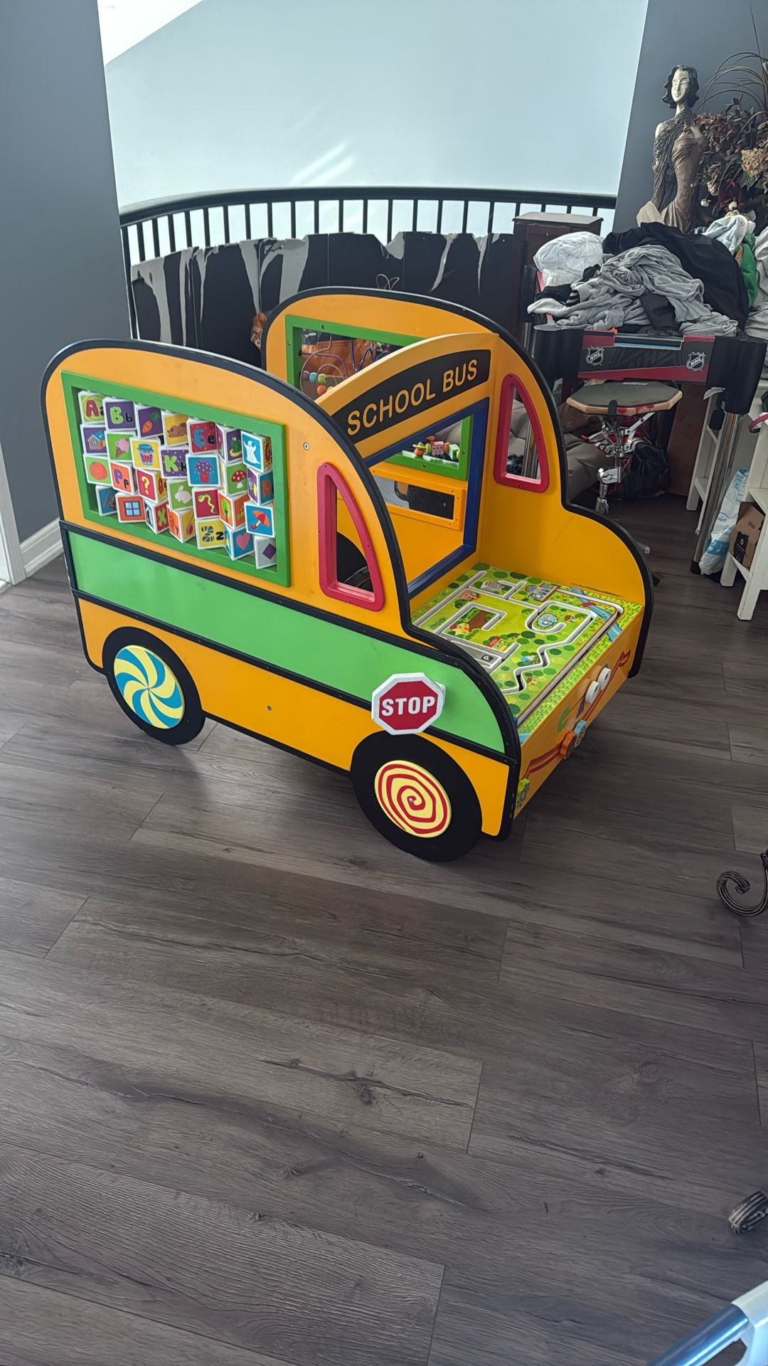 Children toy school bus