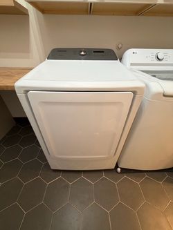 Samsung Moisture Sensor Dryer – $225 OBO